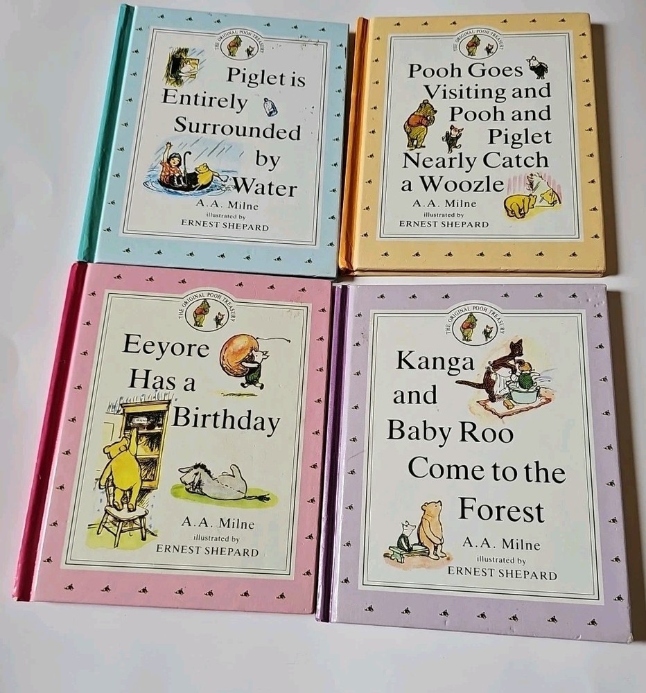 Winnie The Pooh Kids Book Lot Of 4 Mini Books. Winnie The Pooh