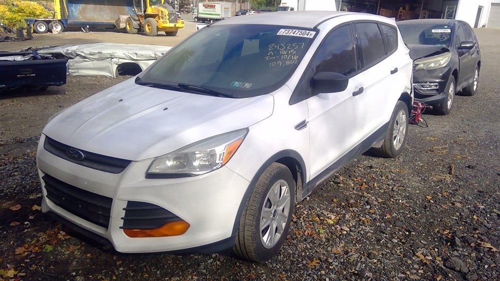 Used Rack and Pinion Assembly fits: 2014 Ford Escape Power Rack and Pinion elect