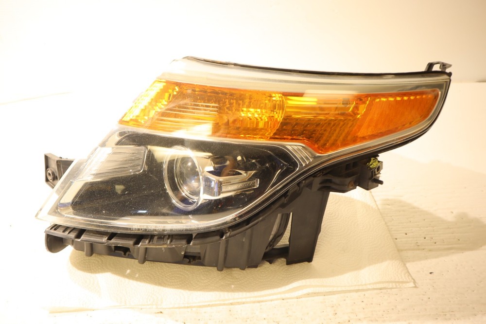 Ford Explorer Halogen Headlight Lamp A825 for 2011-2015 Models