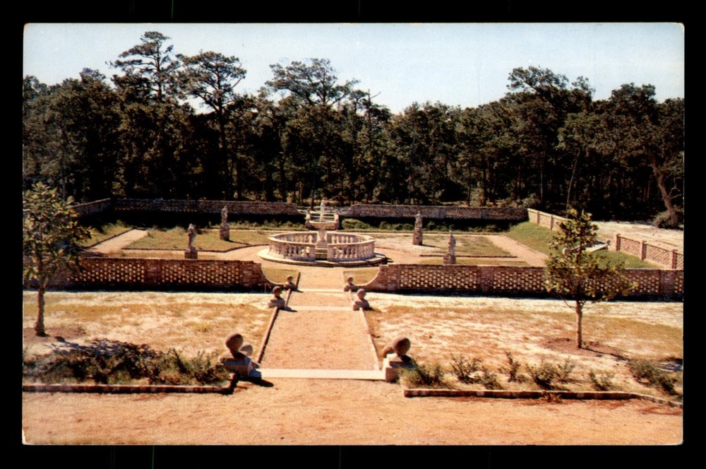 Roanoke Island NC Elizabethian Gardens Garden Society Unp Postcard