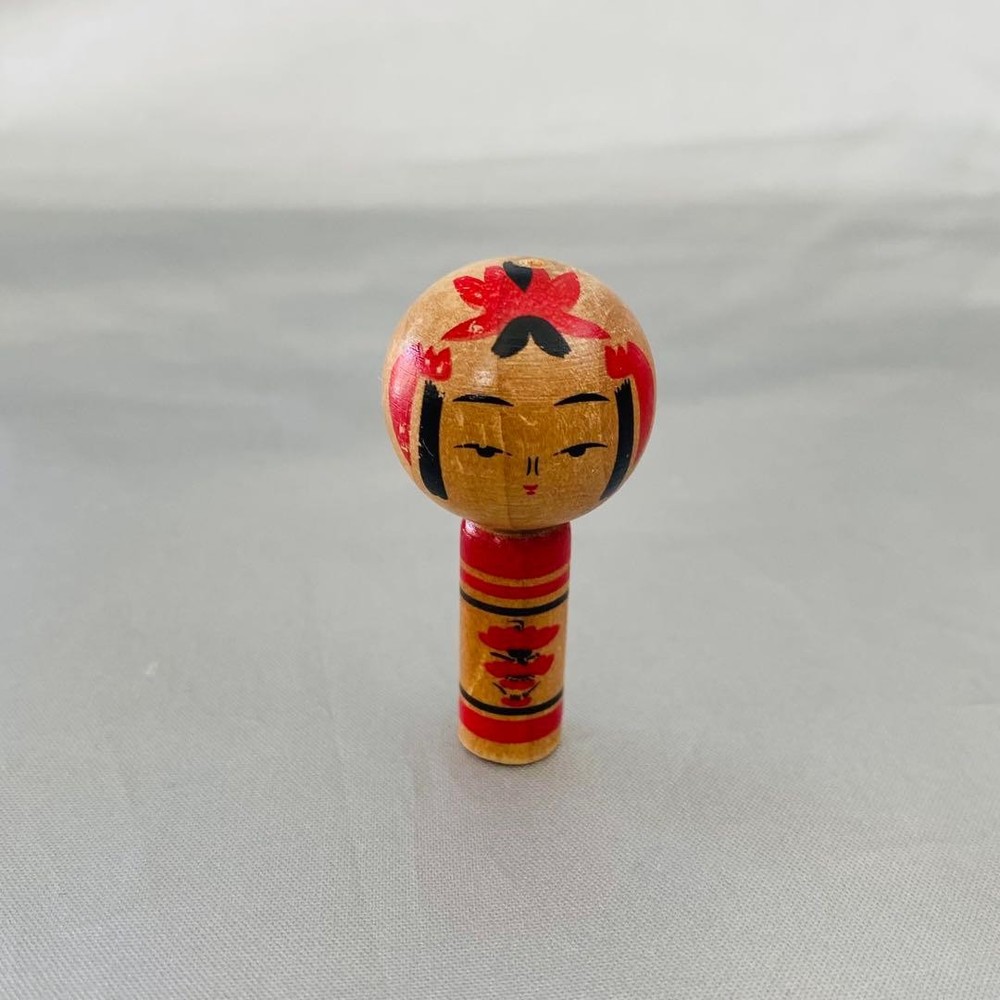 Kokeshi Miniature Keychain Head Part Vintage Home Decor Used