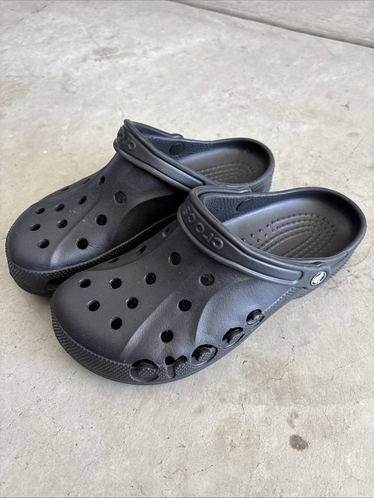 Crocs Classic Clogs Black Adult Unisex Slip On Shoes Men's Size 9 / Women's 11