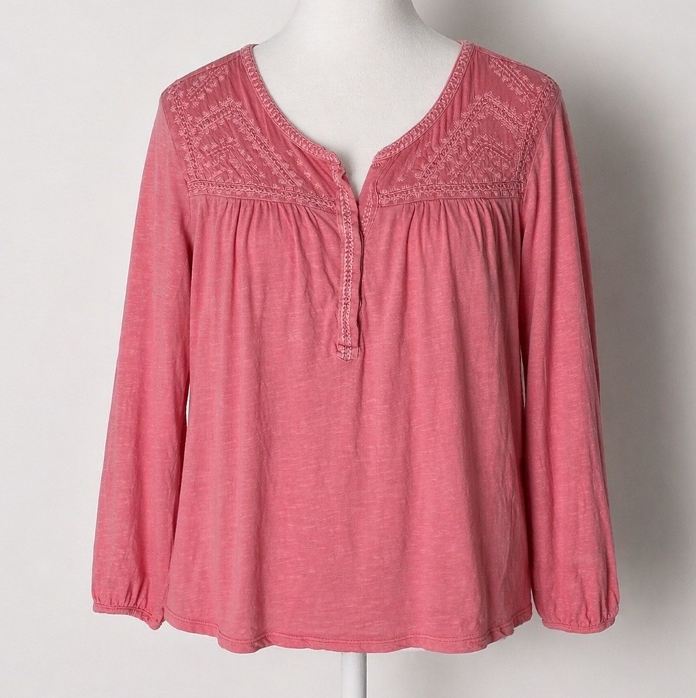 Lucky Brand Top Blouse Size Large  Pink Coral Embroidered Distressed Boho Henley