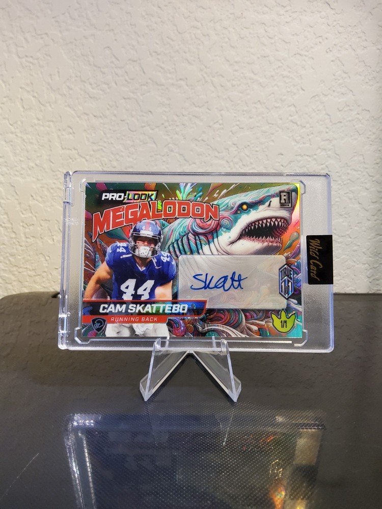 Cam Skattebo True 1/1 Auto Megalodon SSP - 2025 Wild Card Dino-Might