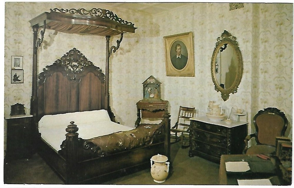 VTG Postcard - The Villa Louis - Prairie du Chien, Wisconsin