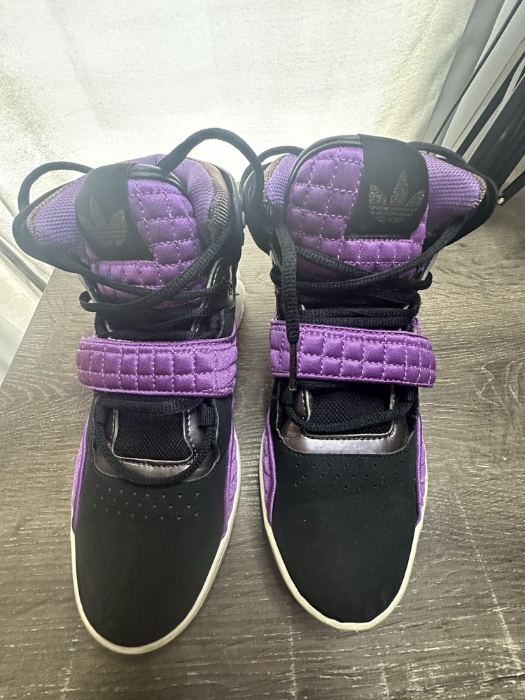Purple And Black Women’s Adidas Size 6￼￼