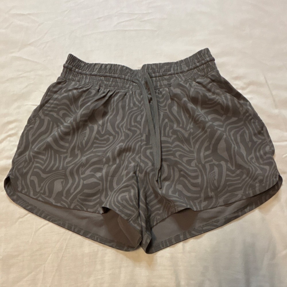 YPB Women’s Athletic Activewear Shorts Abstract Pattern Gray Mesh Drawstring