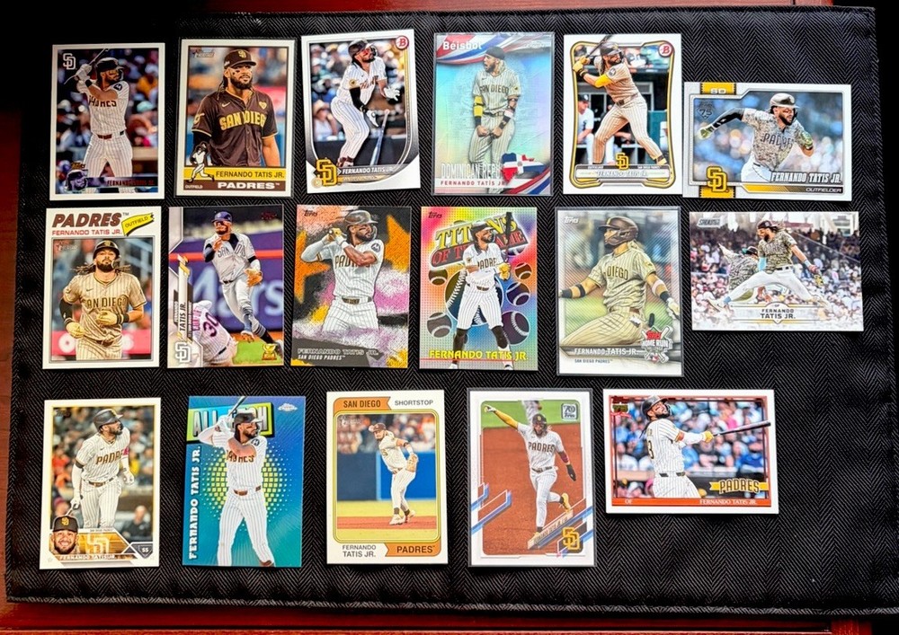 Fernando Tatis Jr. San Diego Padres 17 Card Lot Topps/Bowman