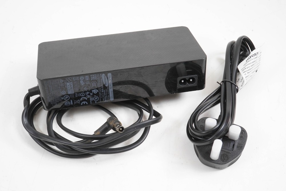 Genuine SAMSUNG 24V 5.83A A14024_TPN AC Monitor Power Adapter