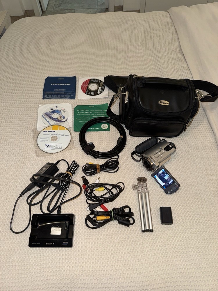 Sony Handycam DCR-SR42 Silver 30GB HDD Camcorder 40x Zoom 2.5