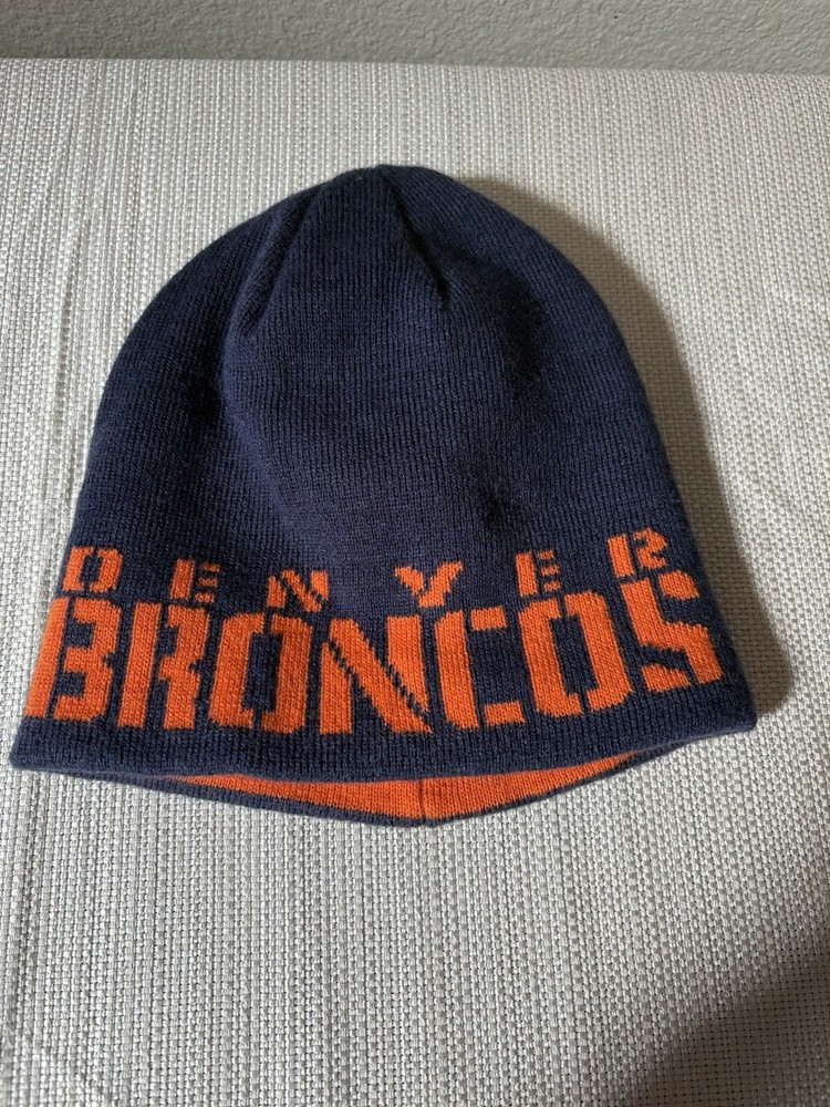 Denver Broncos Youth Sz ,Beanie Hats NFL Team Apparel, Boys 8-20 Blue Reversible