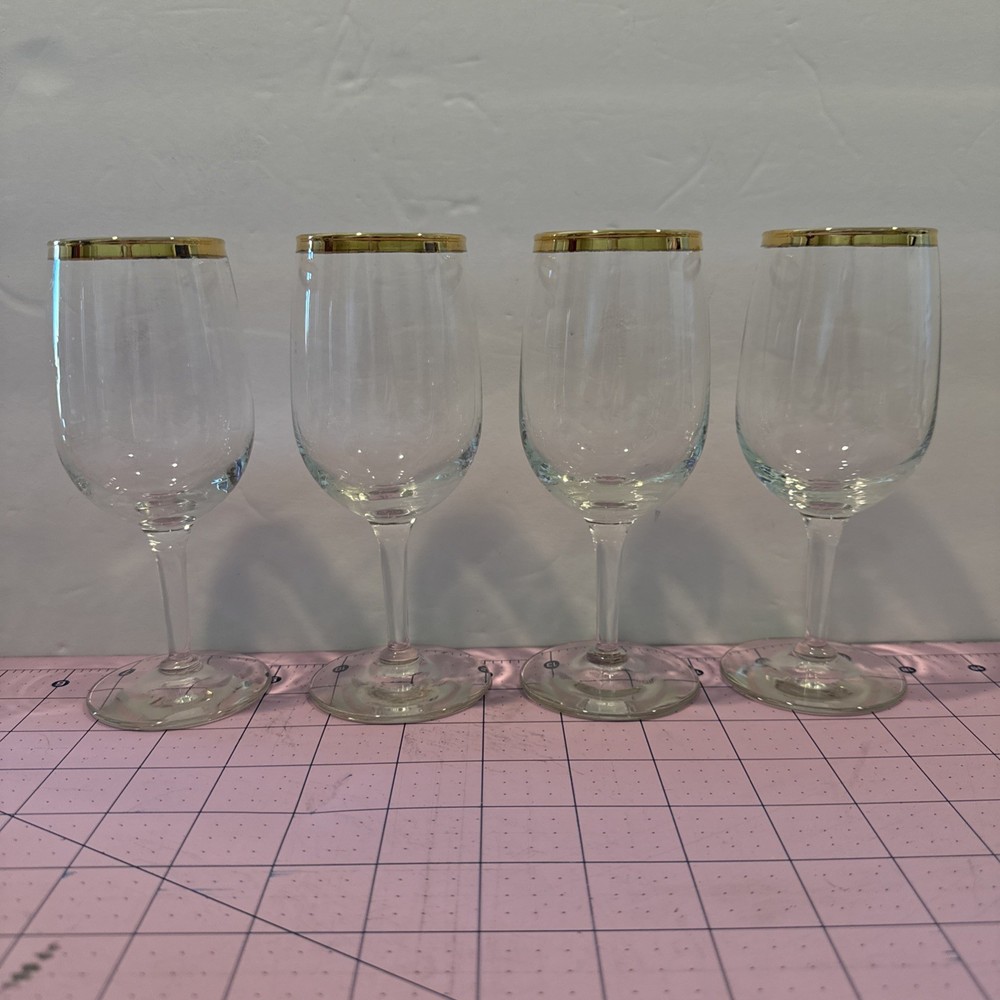 Vtg Set of 4 Stemmed Wine Goblets 6” Gold Rim Clear Glass 5 oz Circa 1980s