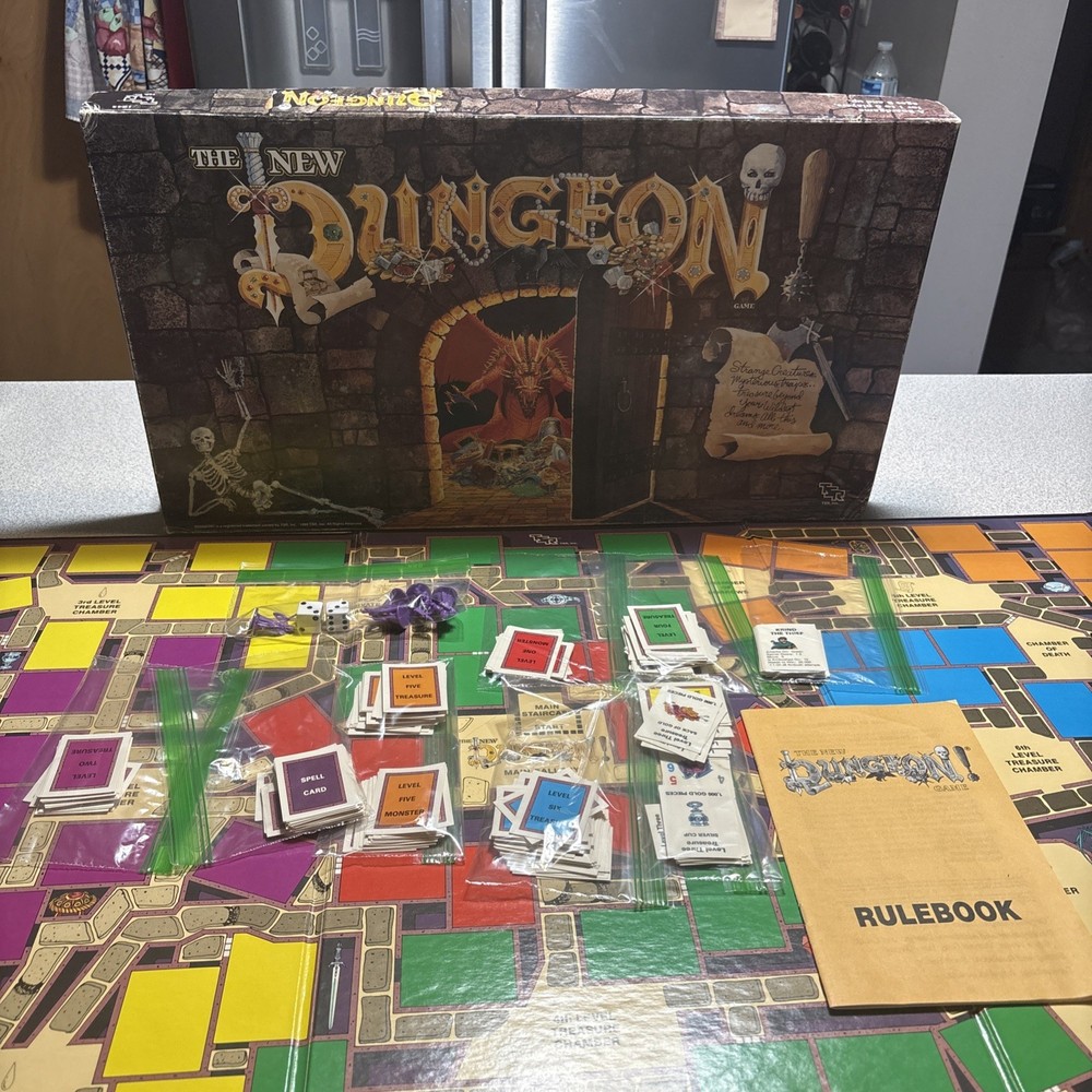 The New Dungeon Board Game 1989 TSR D&D Dungeons & Dragons Vintage