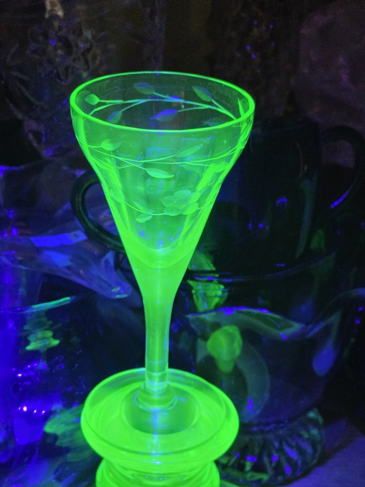 Vintage Green Uranium Depression Glass Cordial Wine Stemware Etched Floral Glows