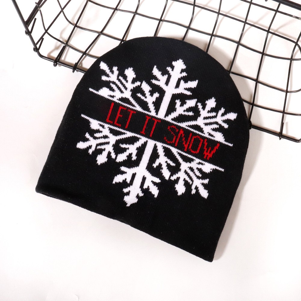 Festive Snowflake Knit Beanie for Christmas Casual Wear
