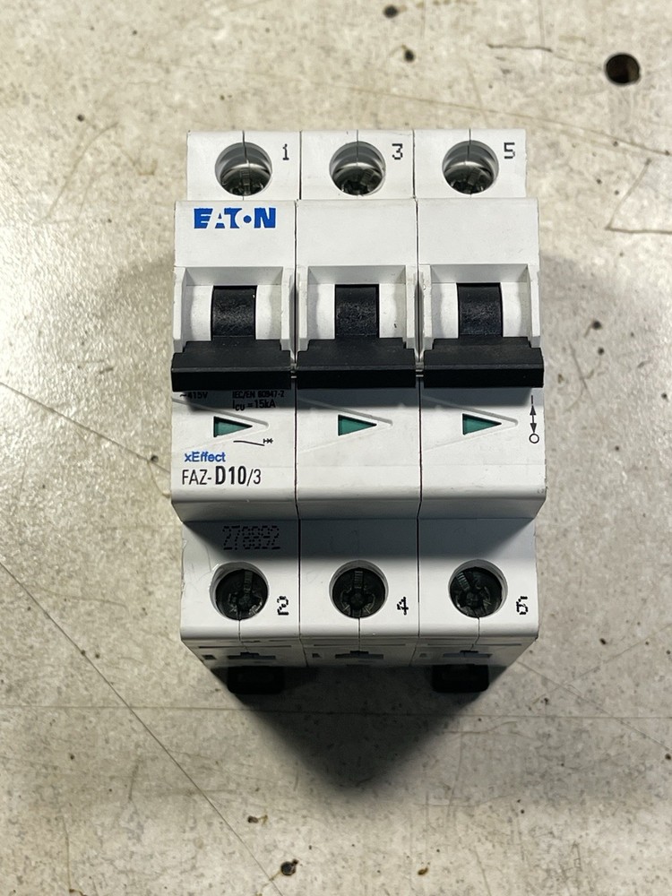 New Eaton Circuit Breaker Faz-D10/3 3P 3 Pole 10 A Amp