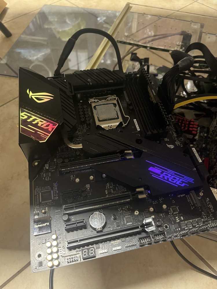 ASUS ROG STRIX Z490-E GAMING LGA 1200, Intel Motherboard please read description