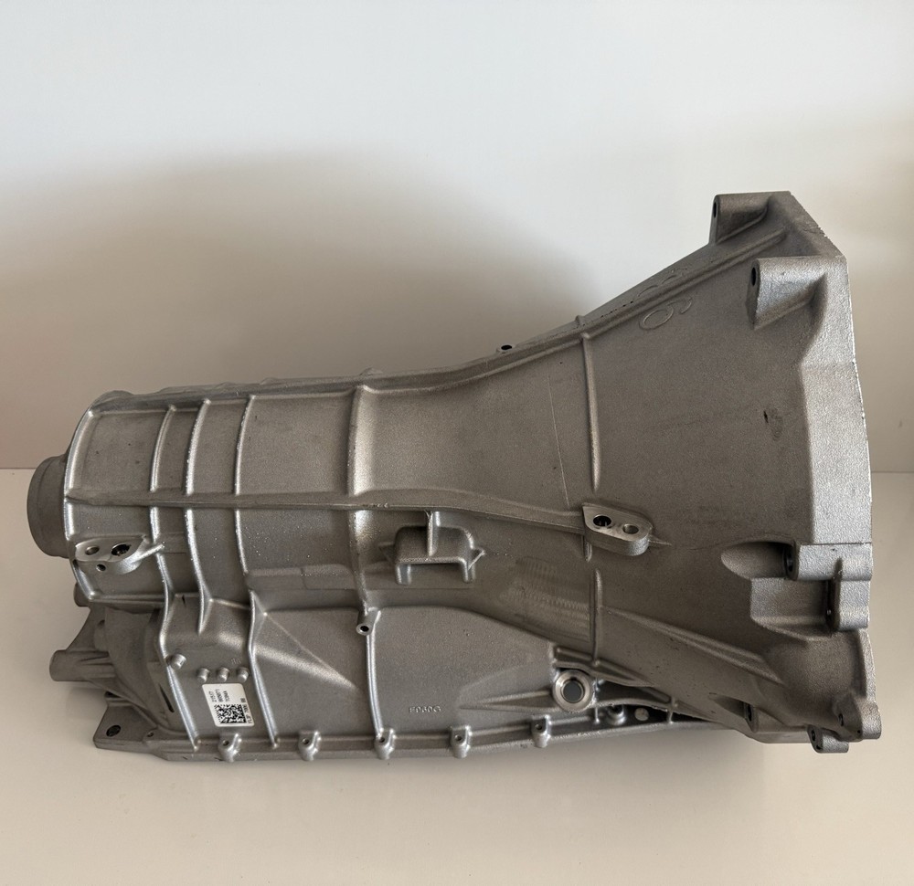 2015-2017 Ford F-150 5.0L 6R 4x2 Transmission Housing Case FL3P-7006-BB OEM 1680