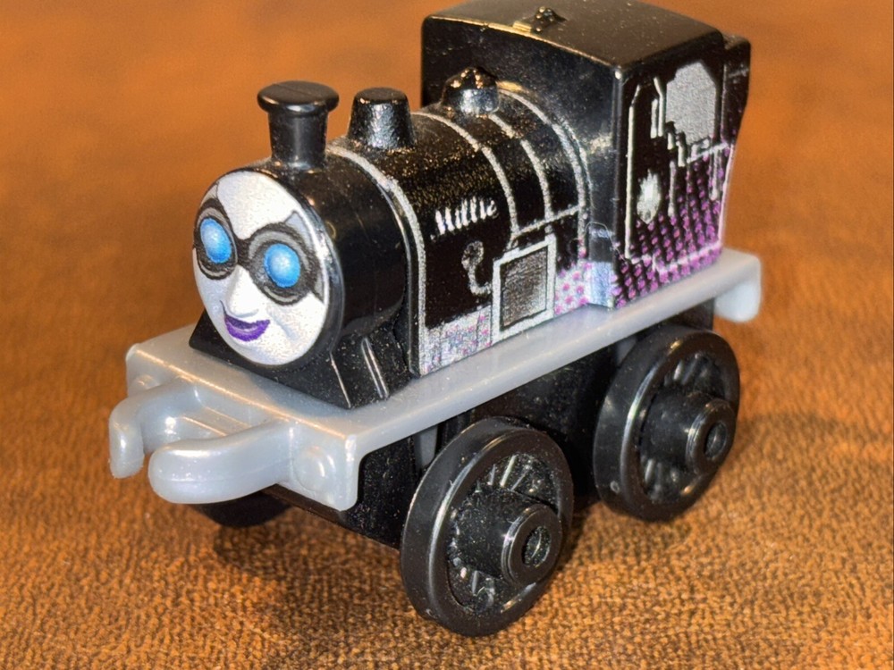 Thomas TrackMaster Small Push-Along Die-Cast PVC Train #K16D DMN53  
