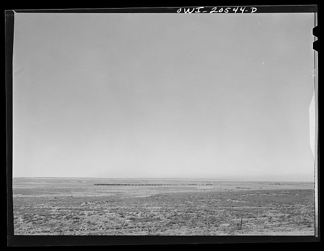 Photo:Vaughn New Mexico 1943 Southern Pacific Freight Train Railroad