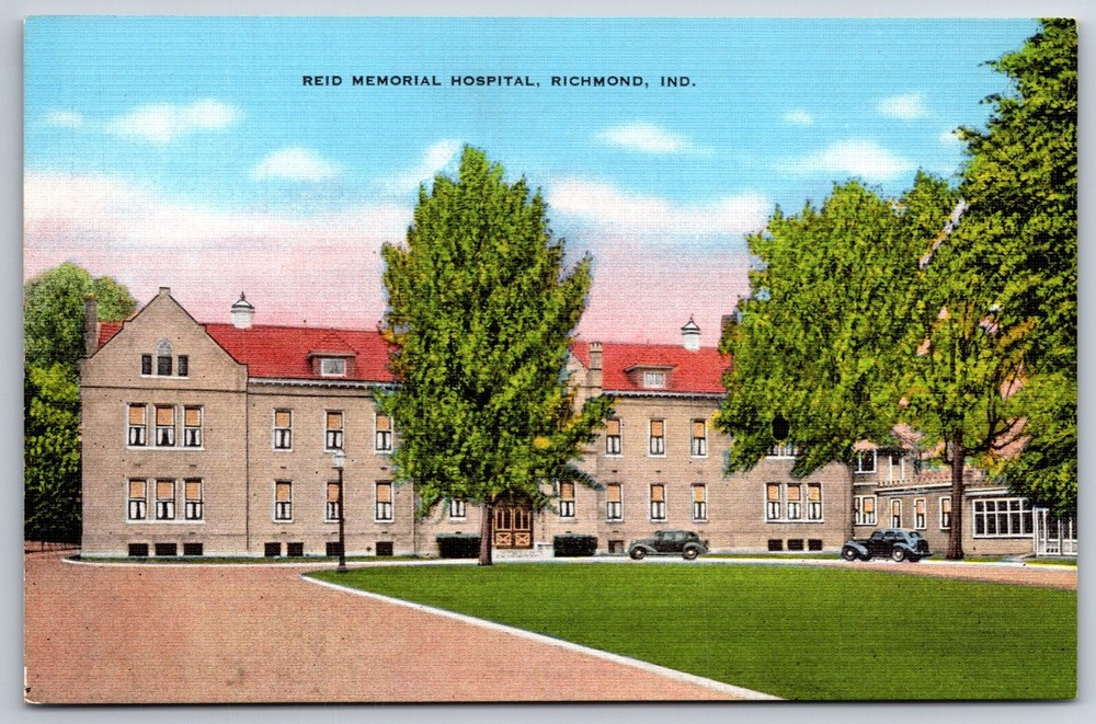 Richmond Indiana~Reid Memorial Hospital Bldg Exterior~Vintage Linen Postcard