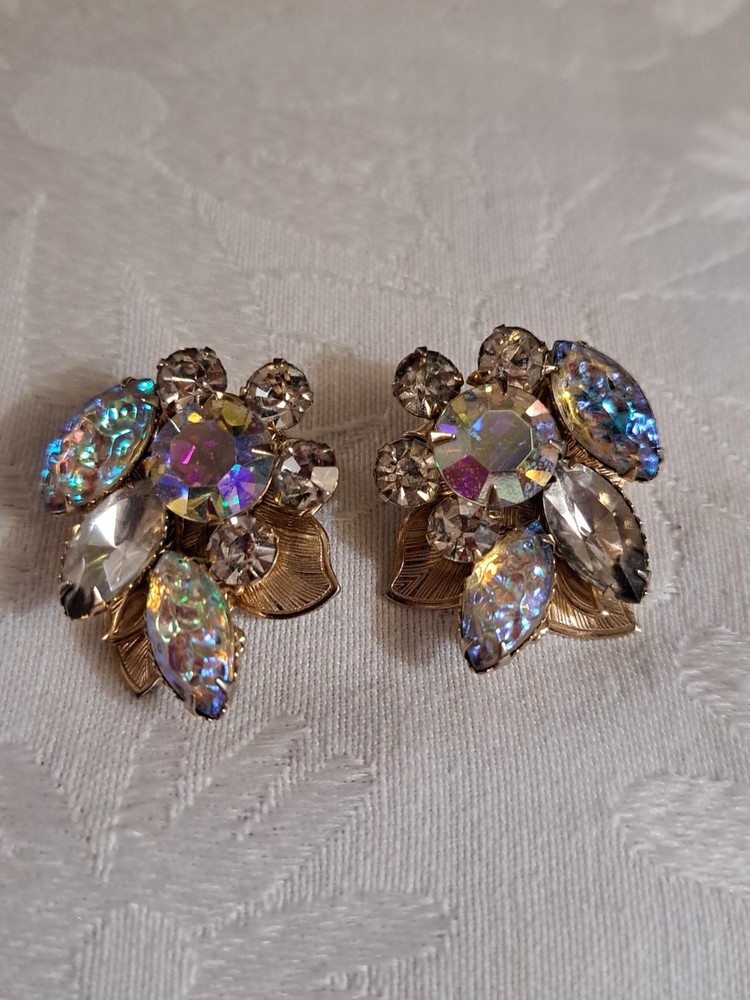 Vintage Judy Lee Multi-Rhinestone Iridescent Clip-On Earrings Gold Leaves Signed