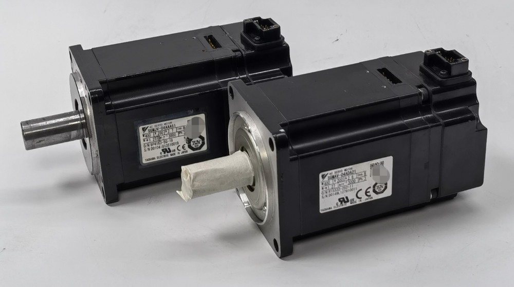 New in box Yaskawa SGMAV-04ADA21 AC Servo motor