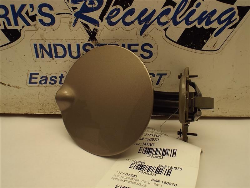 GRAND MAR 2006 Fuel Filler Door 160623