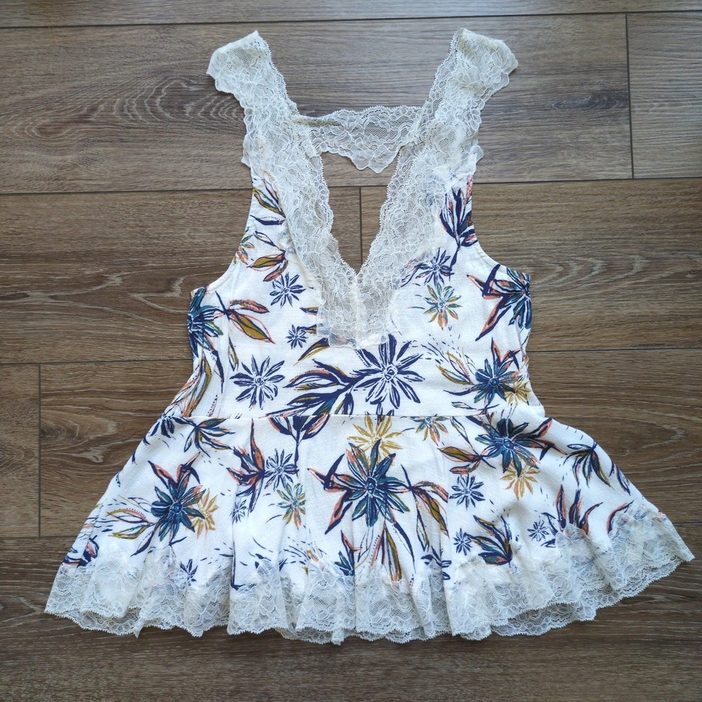 Free People Intimately Cami Tank Top - Floral Lace Peplum Fairy Romantic S/ XS