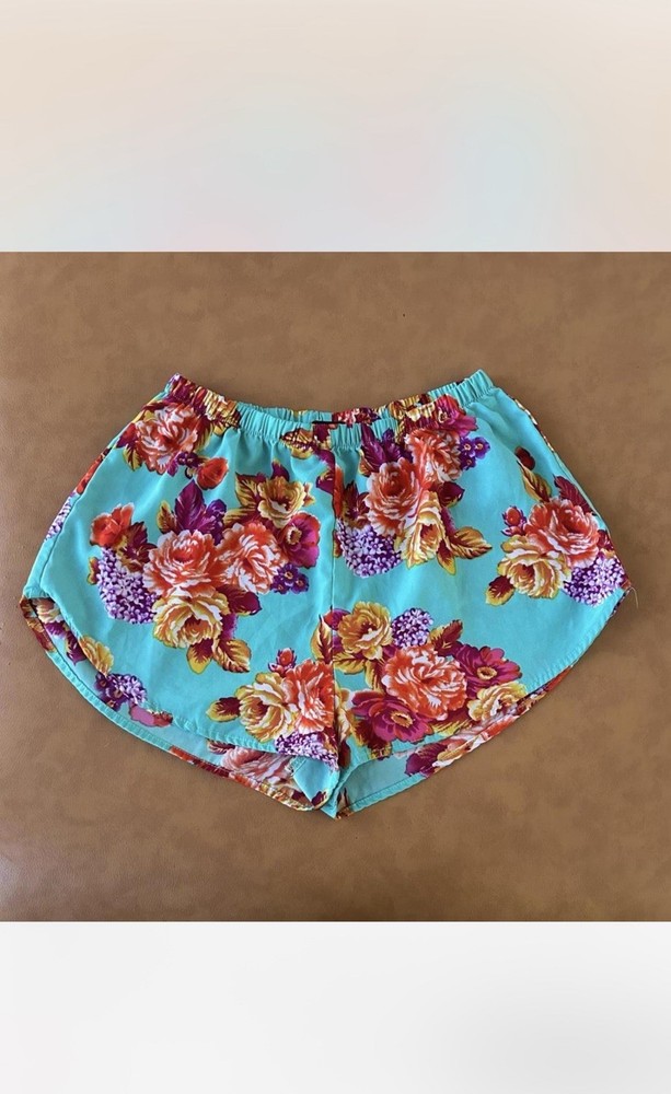 NEW Womens Ambiance Apparel Short Shorts Floral Size Small Elastic Waist Pull On