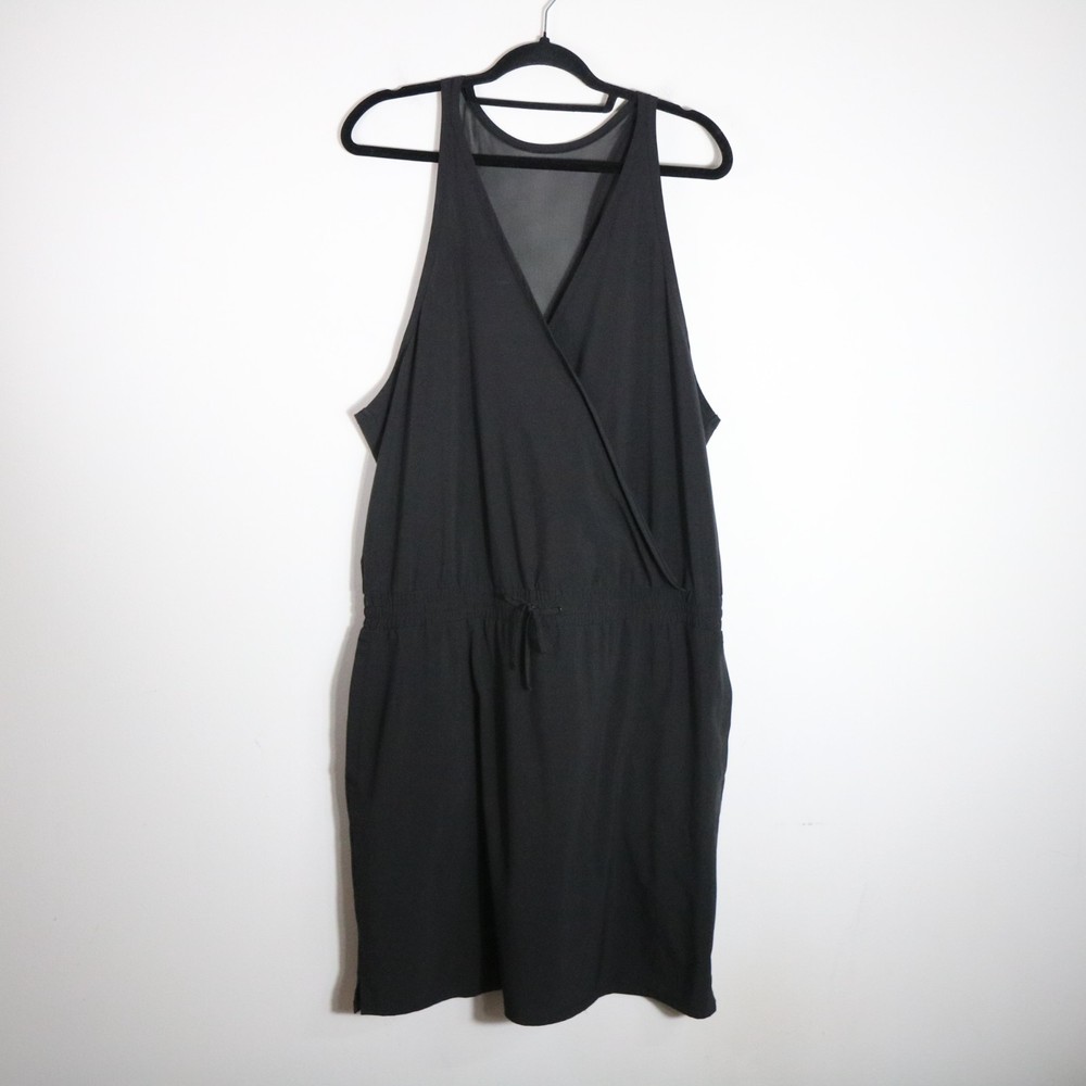 Athleta Athletic Dress Womens 16 Black Built in Shorts Wrap V Neck Mesh Back