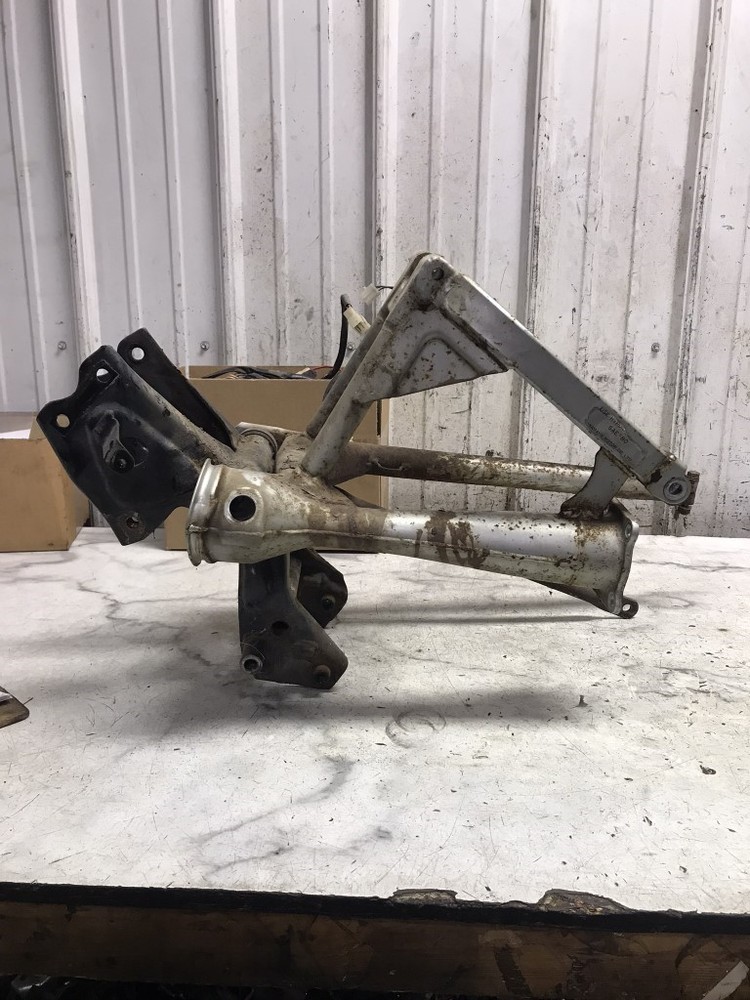 82 Yamaha XV920 XV 920 Virago Swingarm Swing Arm