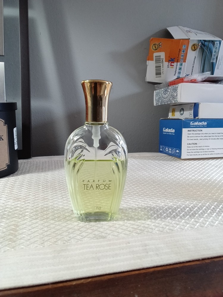 Perfumer's Workshop Parfum Tea Rose 1.7 oz Eau de Cologne Natural Spray Vintage