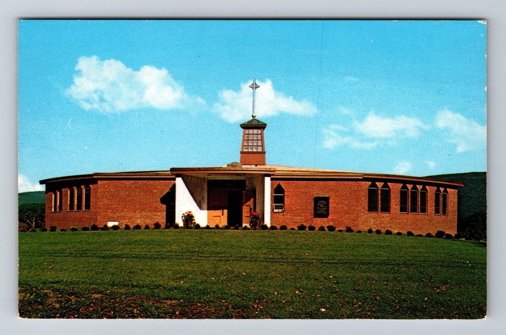 Manchester Center VT-Vermont St Paul's Catholic Church Vintage Postcard Postal