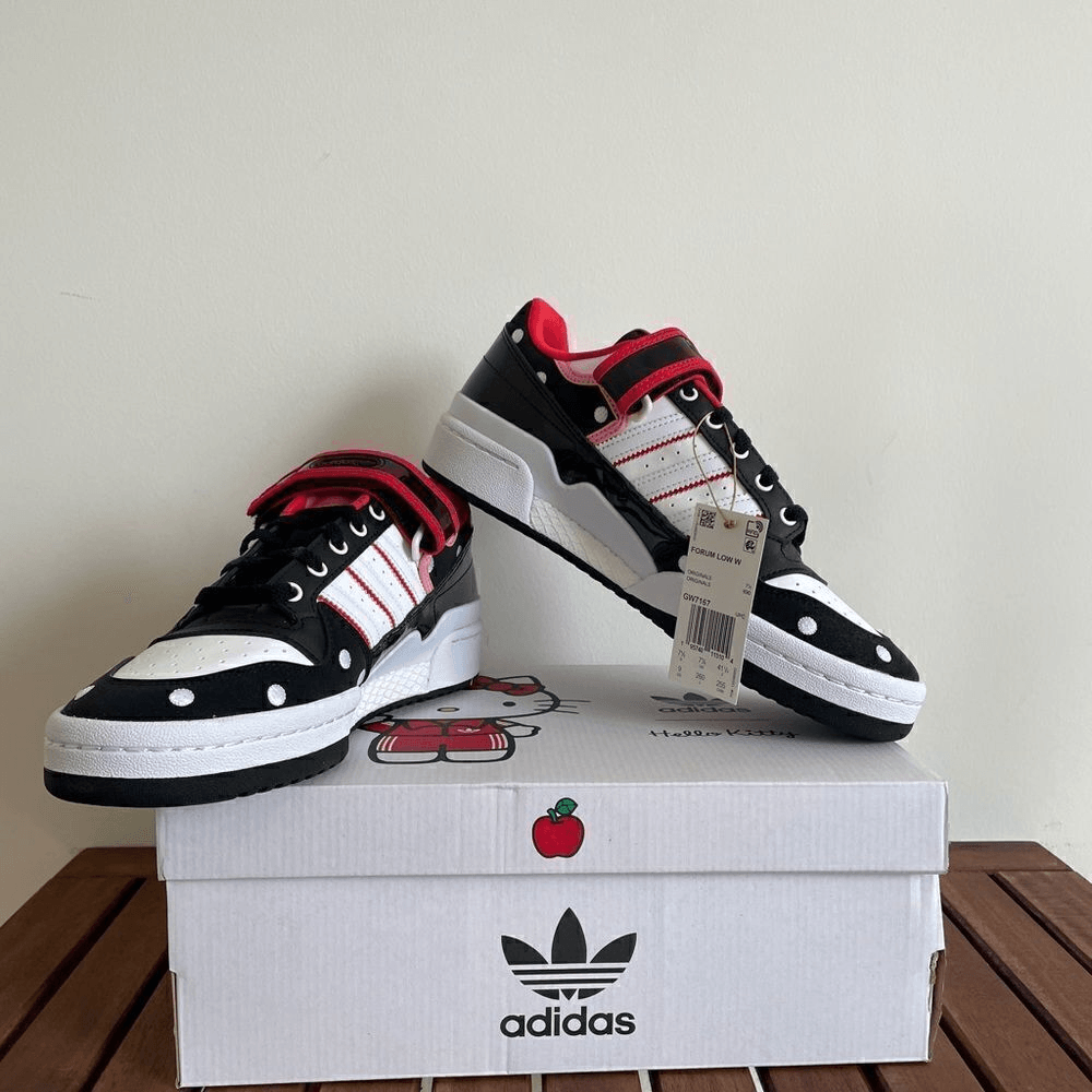 Adidas Forum Low Hello Kitty Polka Dot Women Size 9(GW7167)Box Crushed