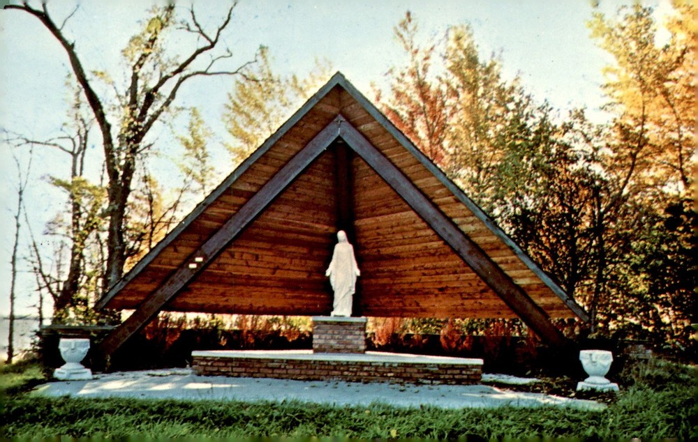 Marian Shrine, Indian Lake, Manistique, Michigan Postcard