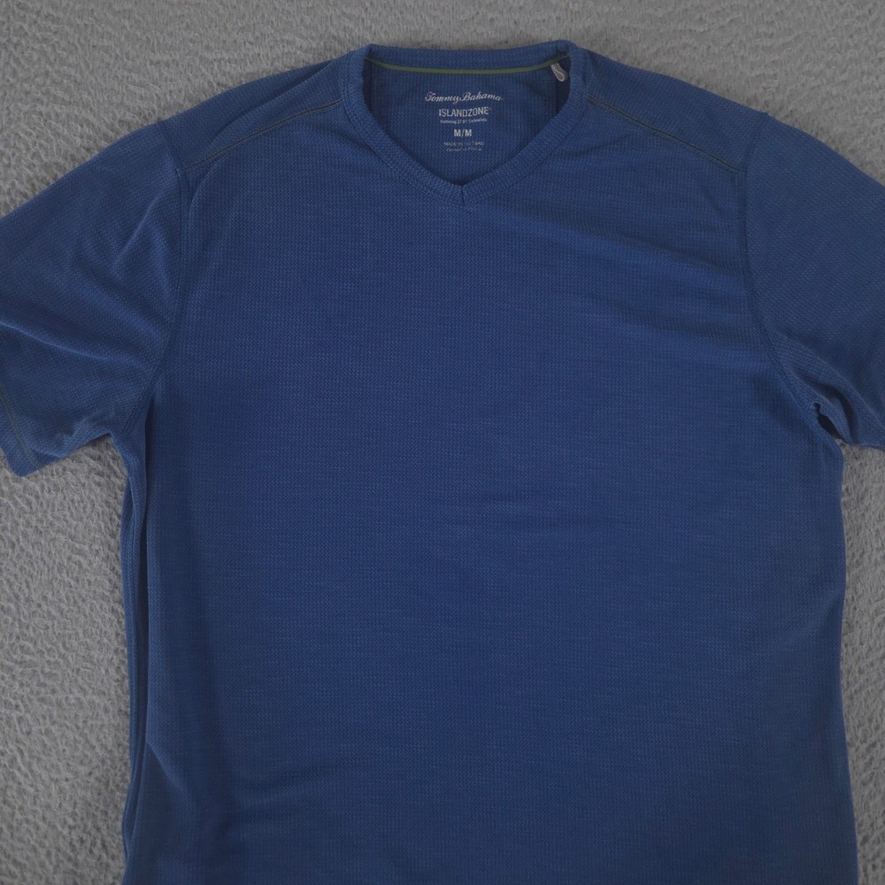 Tommy Bahama Shirt Mens Medium Blue Tropicool Paradise IslandZone V-Neck Tencel
