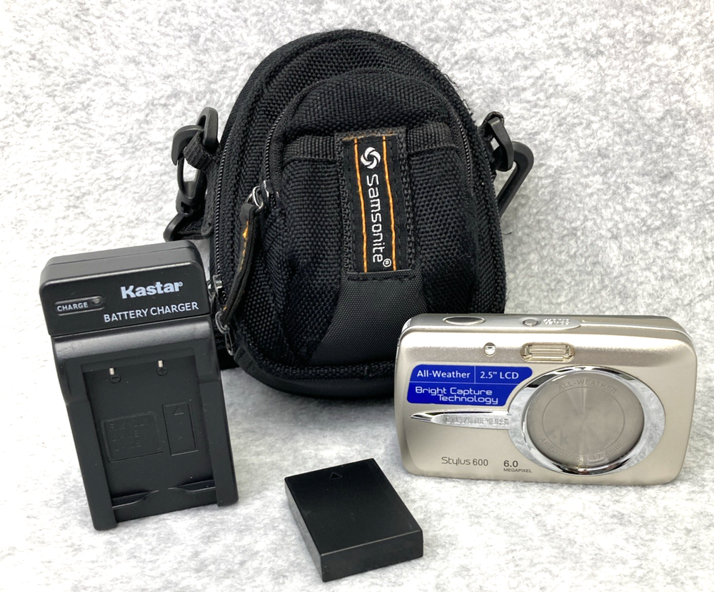 Olympus Stylus 600 Digital Camera 6.0MP Battery + Charger TESTED WORKING