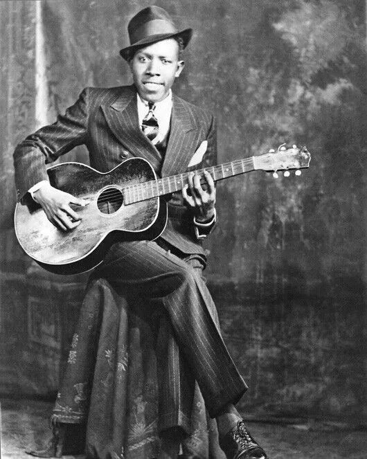 Robert Johnson Playing Guitar Portrait 4x6 Picture Celebrity Print