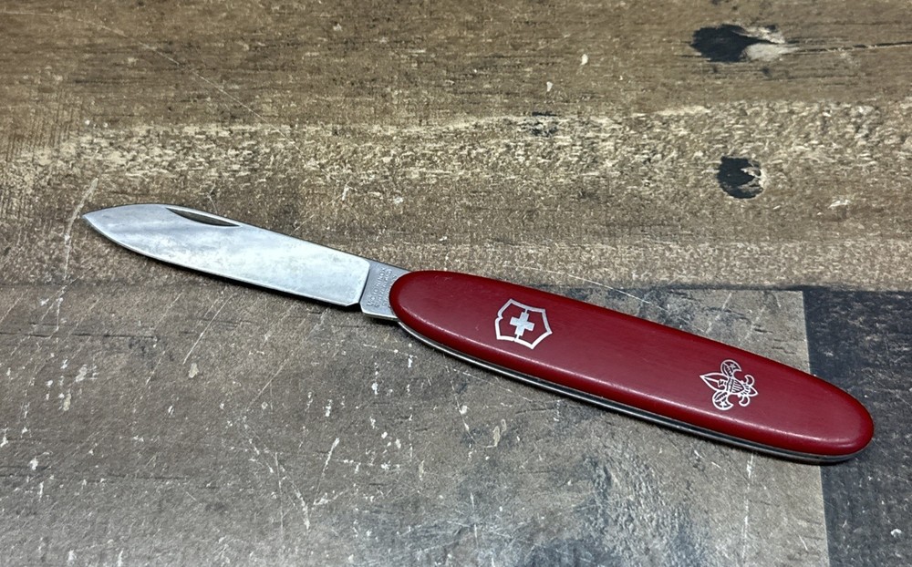 Victorinox Boy Scouts of America Single Blade Swiss Army Knife Red 2