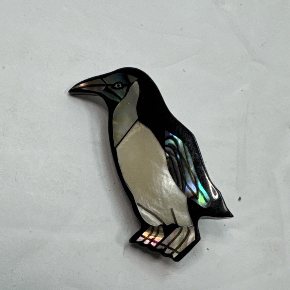 New Zealand Paua Shell Penguin Brooch Abalone & Acrylic 1.5” CUTE