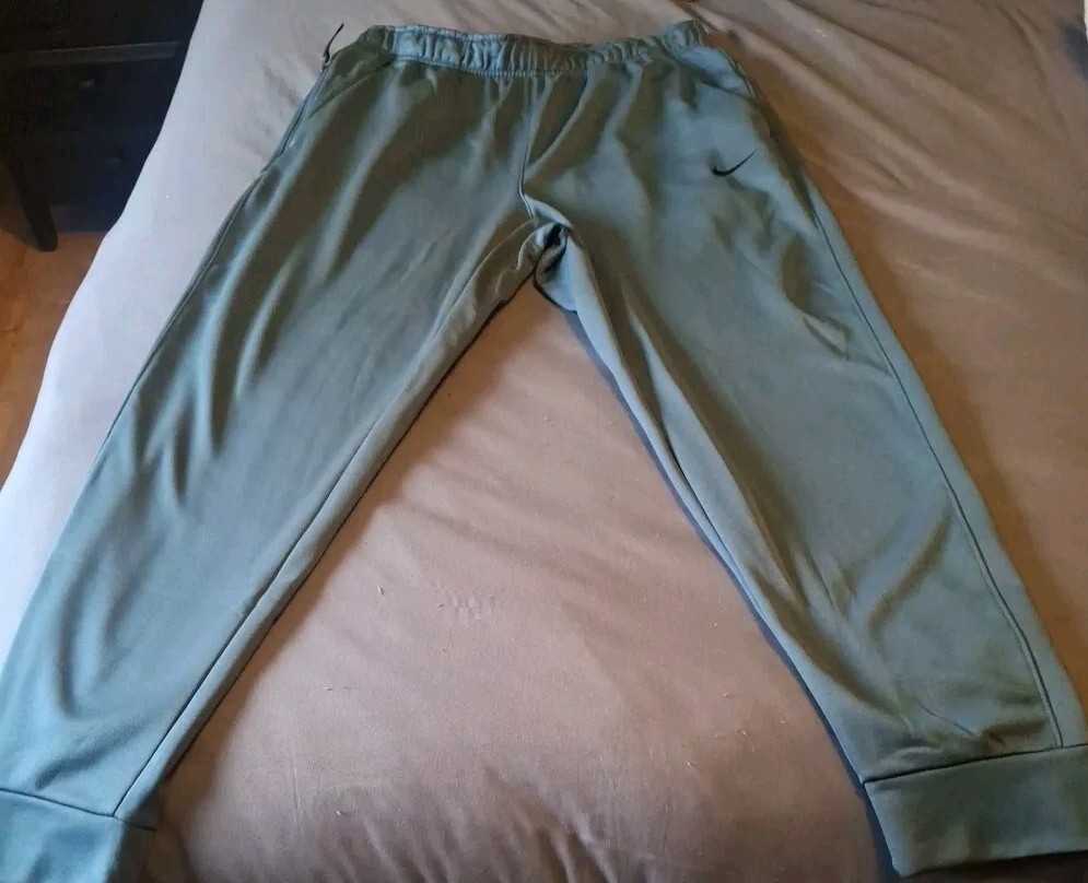 Nike Therma-FIT Tapered Joggers Men's Large Deep Jungle Green NWT