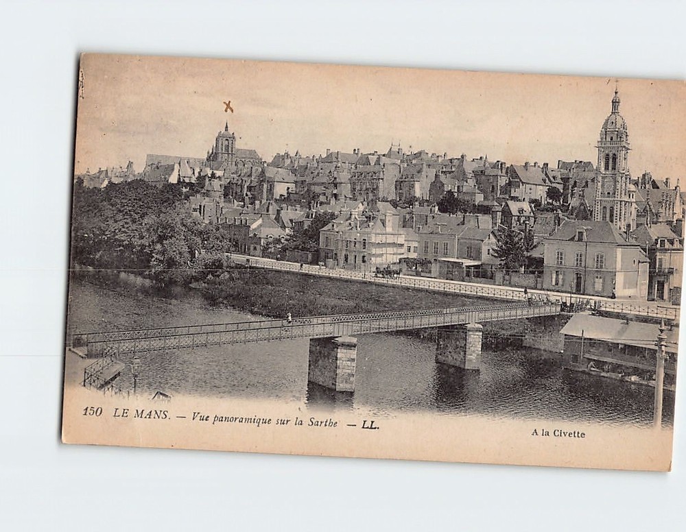 Postcard Panoramic view of Sarthe River Le Mans France