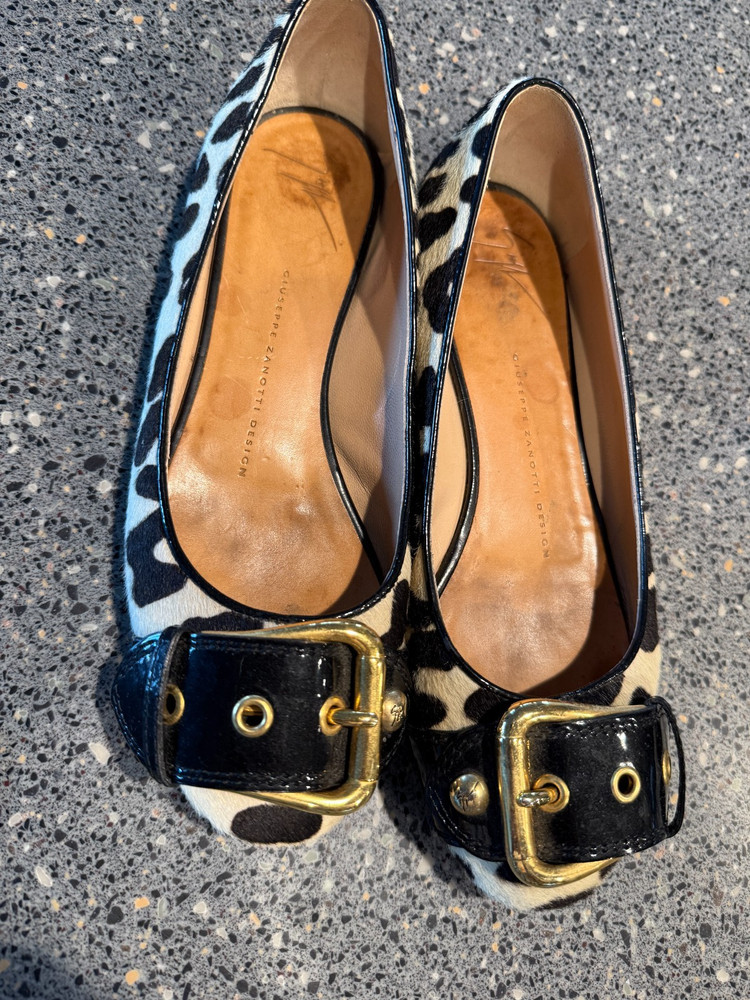 Giuseppe Zanotti Leopard Animal Print Buckle Flats Women's Size 36 size 6