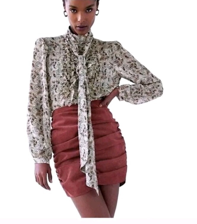 Zara burgundy ruched corduroy high waisted miniskirt size medium