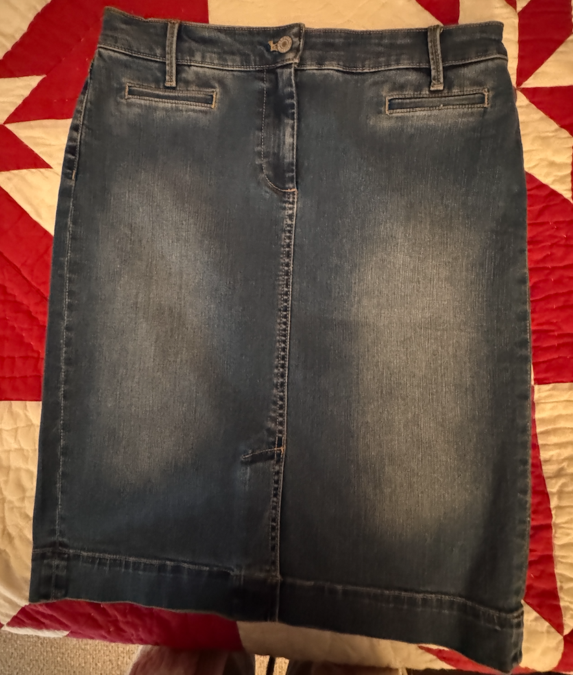 SIZE 8 SHORT DENIM SKIRT ABOVE THE KNEE TALBOTS NEVER WORN DISTRESSED FABRIC