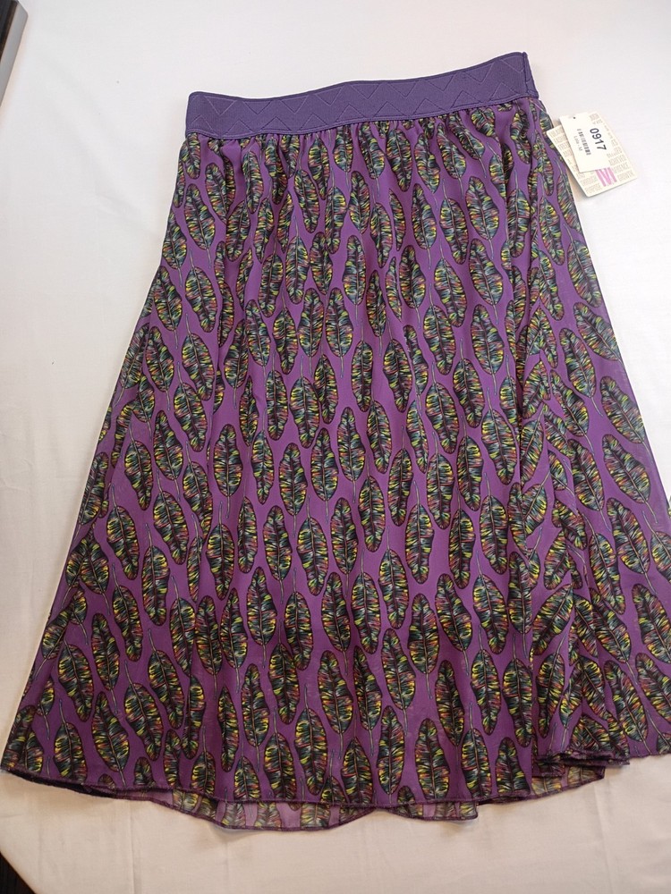 #1119 LuLaRoe Lola Skirt  Purple Feather Print Flowy A-Line Midi Medium