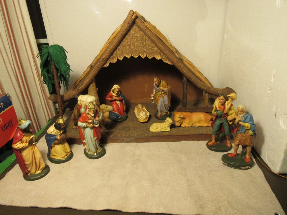 Vtg Nativity Manger Scene Set 12 Figurines Handpainted Chalkware