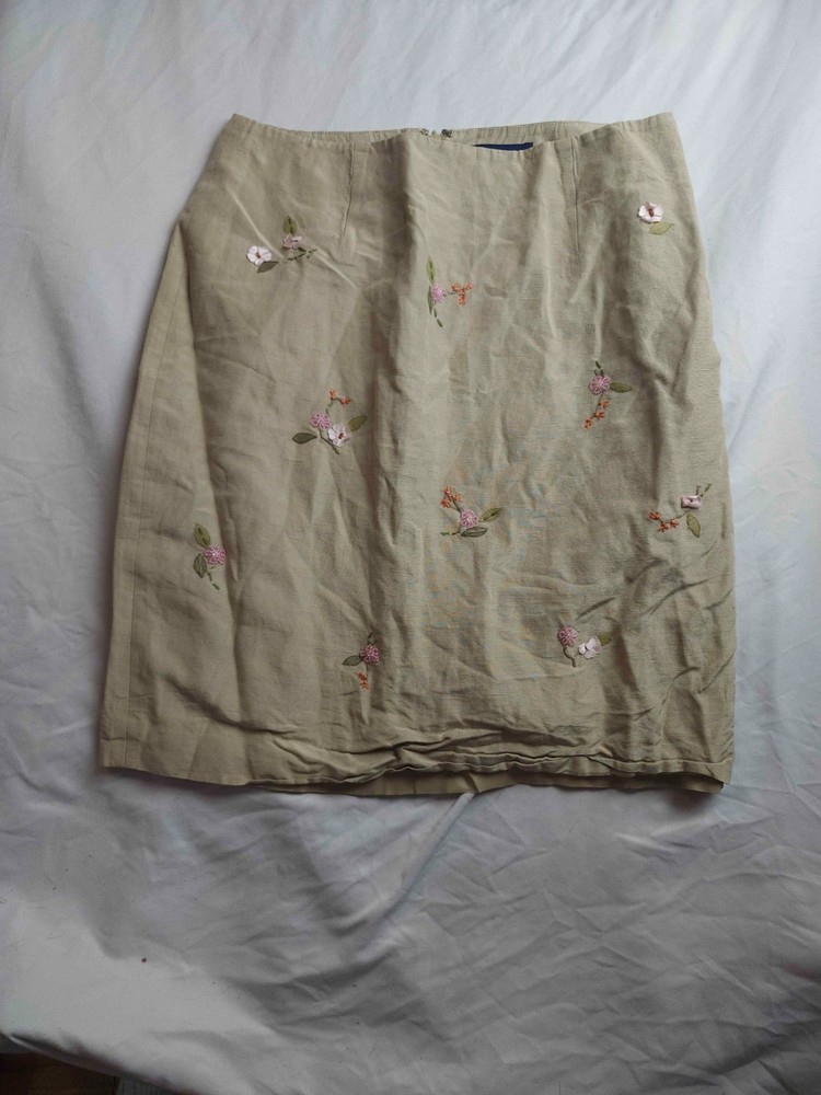 Ann Taylor Pencil Skirt Womens Size 6 Tan Silk Linen Blend Floral Embroidered
