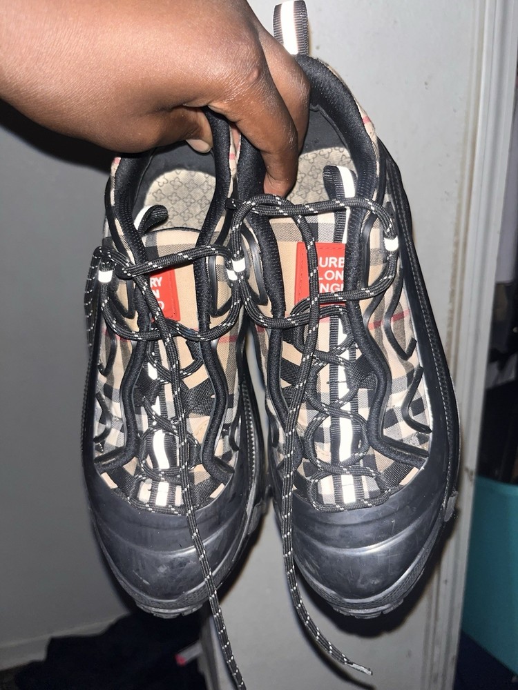 Burberry Men's Plaid Lace Up Low Top Sneakers Black Beige Red Athletic Shoes